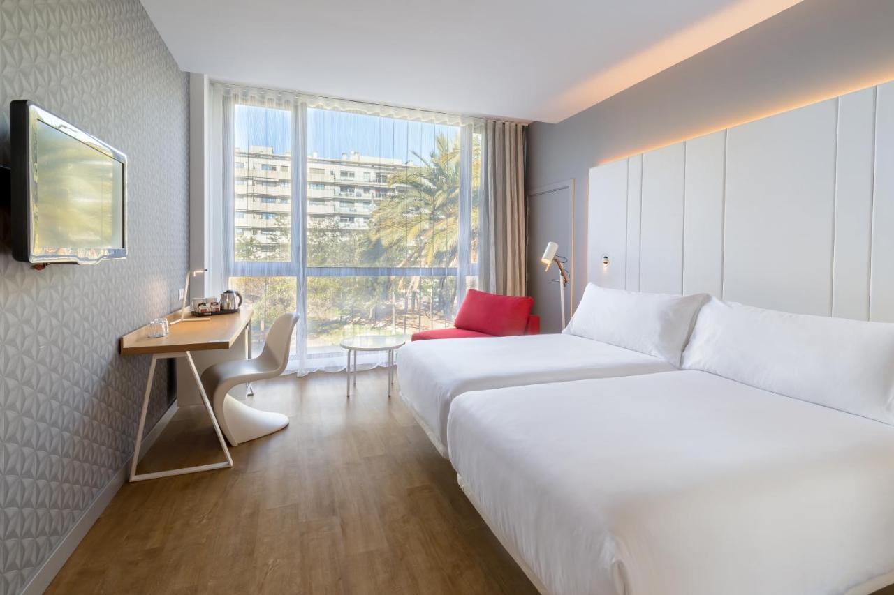 Occidental Atenea Mar - Adults Only Barcellona Esterno foto