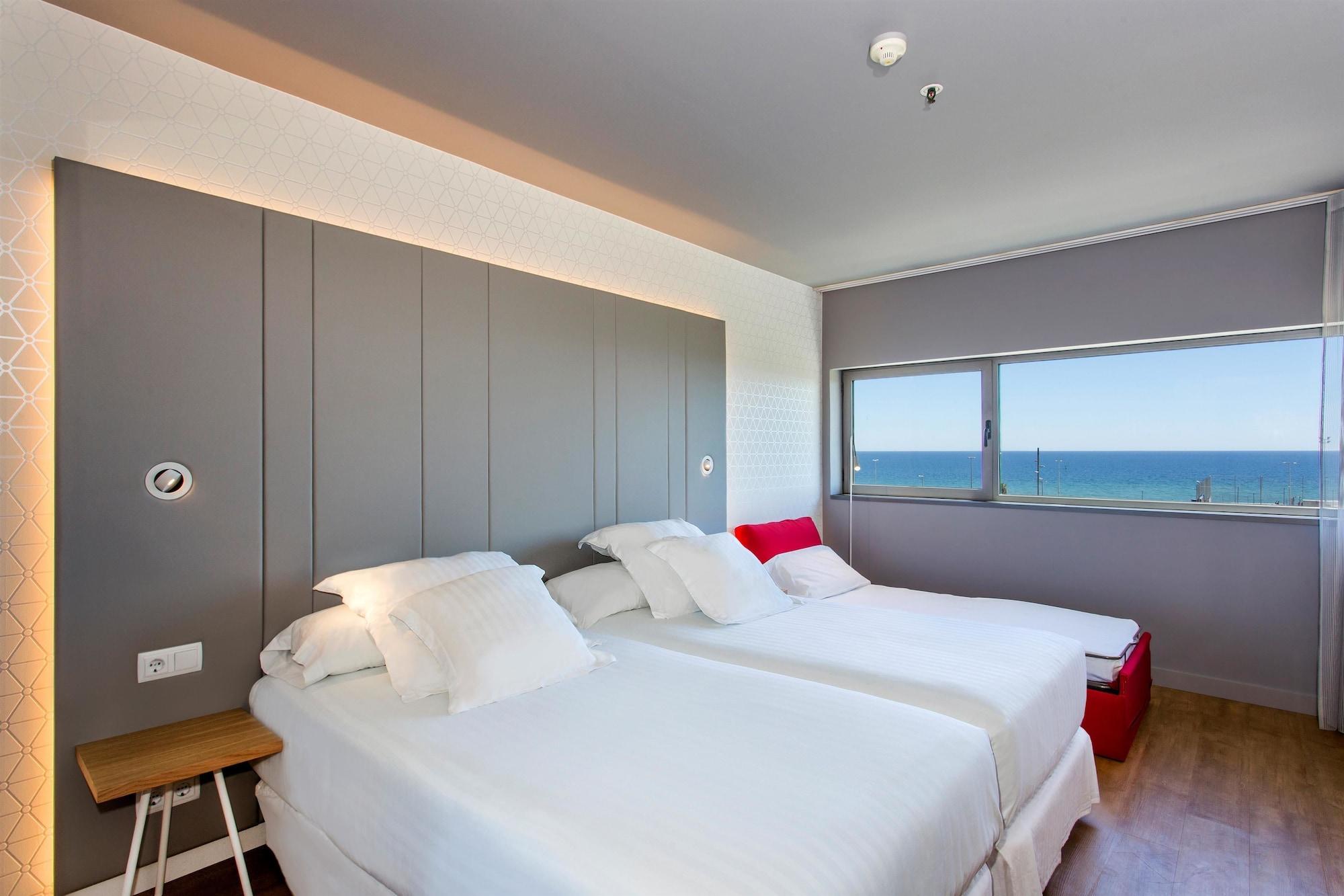 Occidental Atenea Mar - Adults Only Barcellona Esterno foto